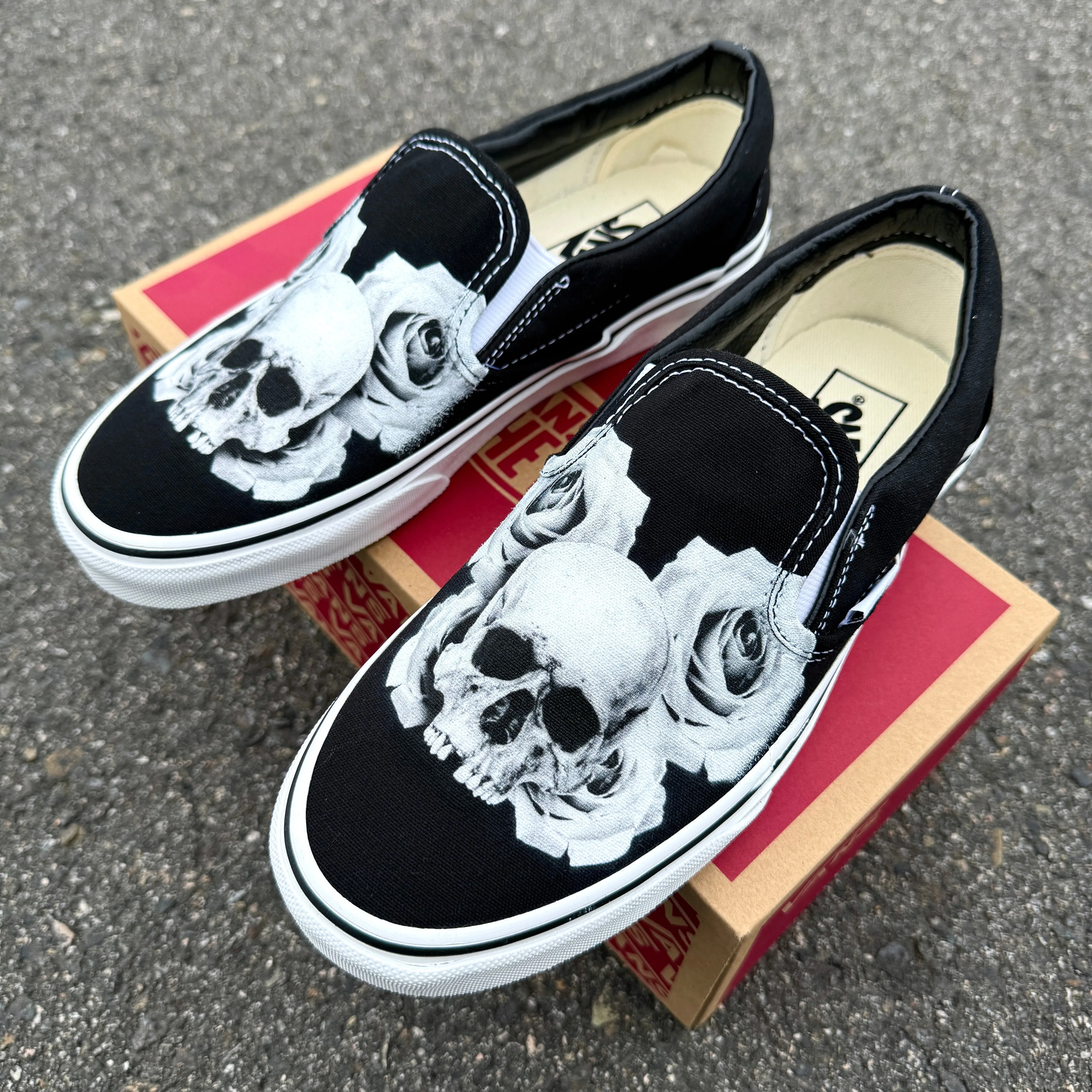 Black and White Skull with Roses Vans Slip On Shoes