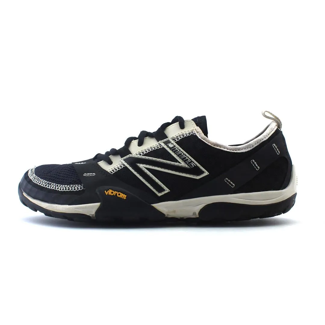 NEW BALANCE MINIMUS 10V2