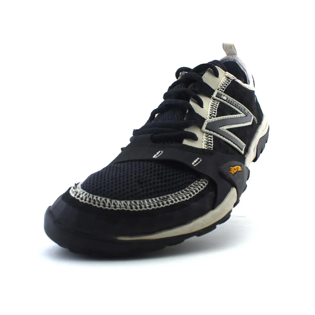 NEW BALANCE MINIMUS 10V2