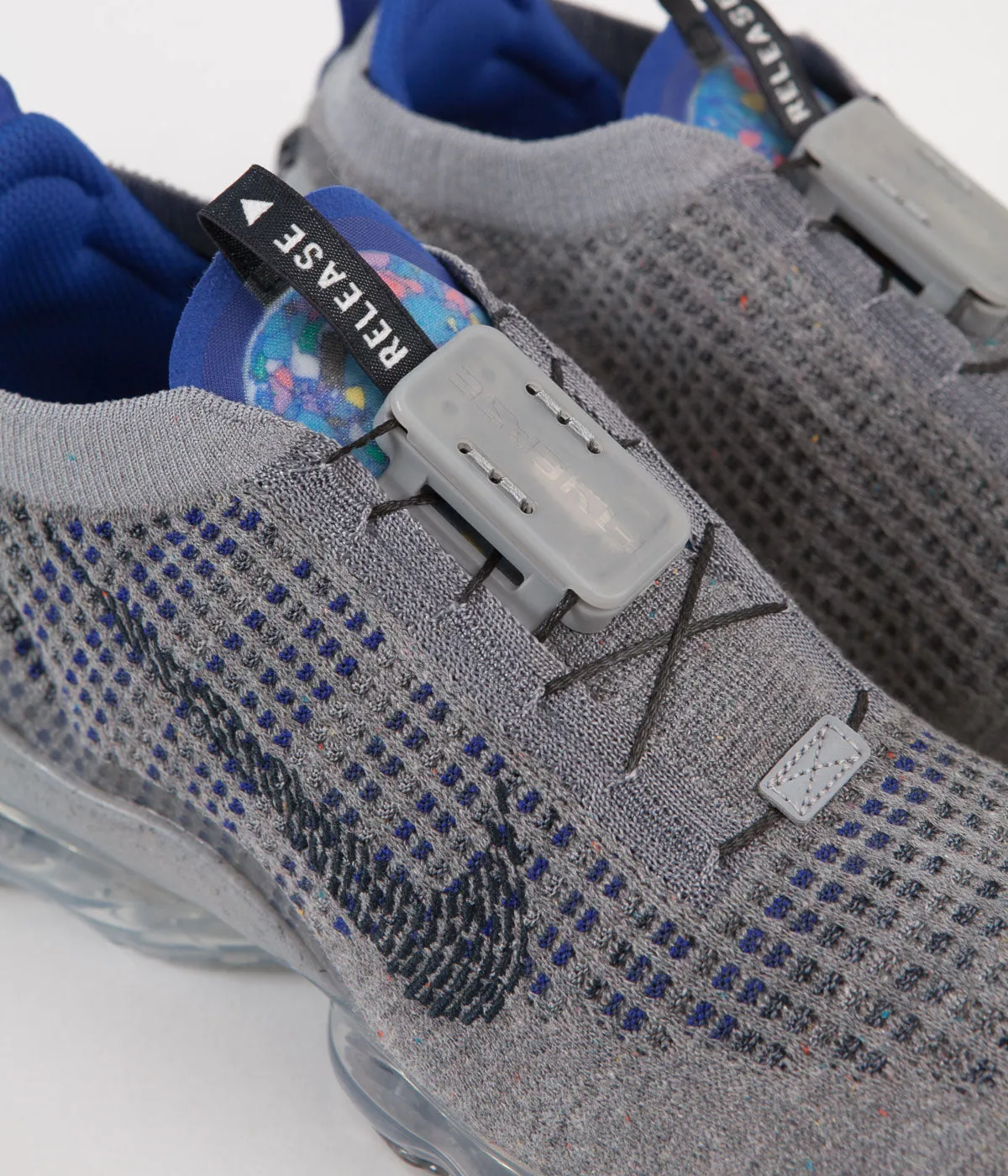 Nike Air Vapormax 2020 Flyknit Shoes - Particle Grey / Dark Obsidian - Racer Blue