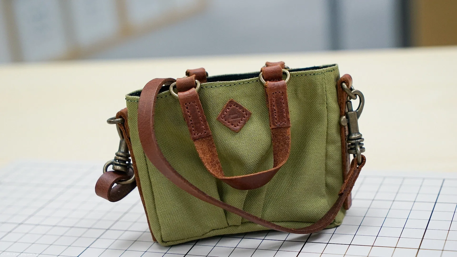 Satchel Bag (beige)