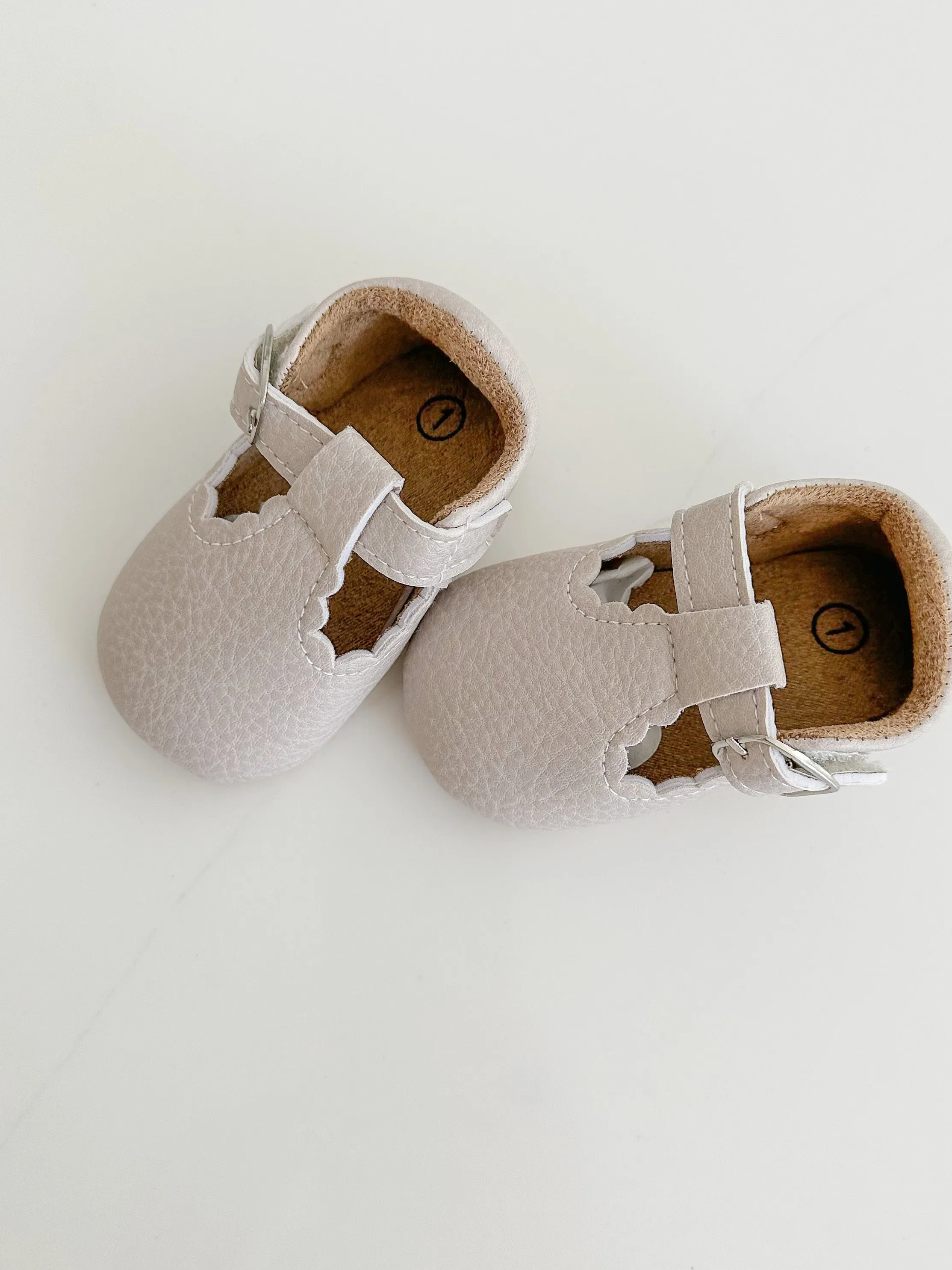 Scalloped First Walker Shoes - Oat