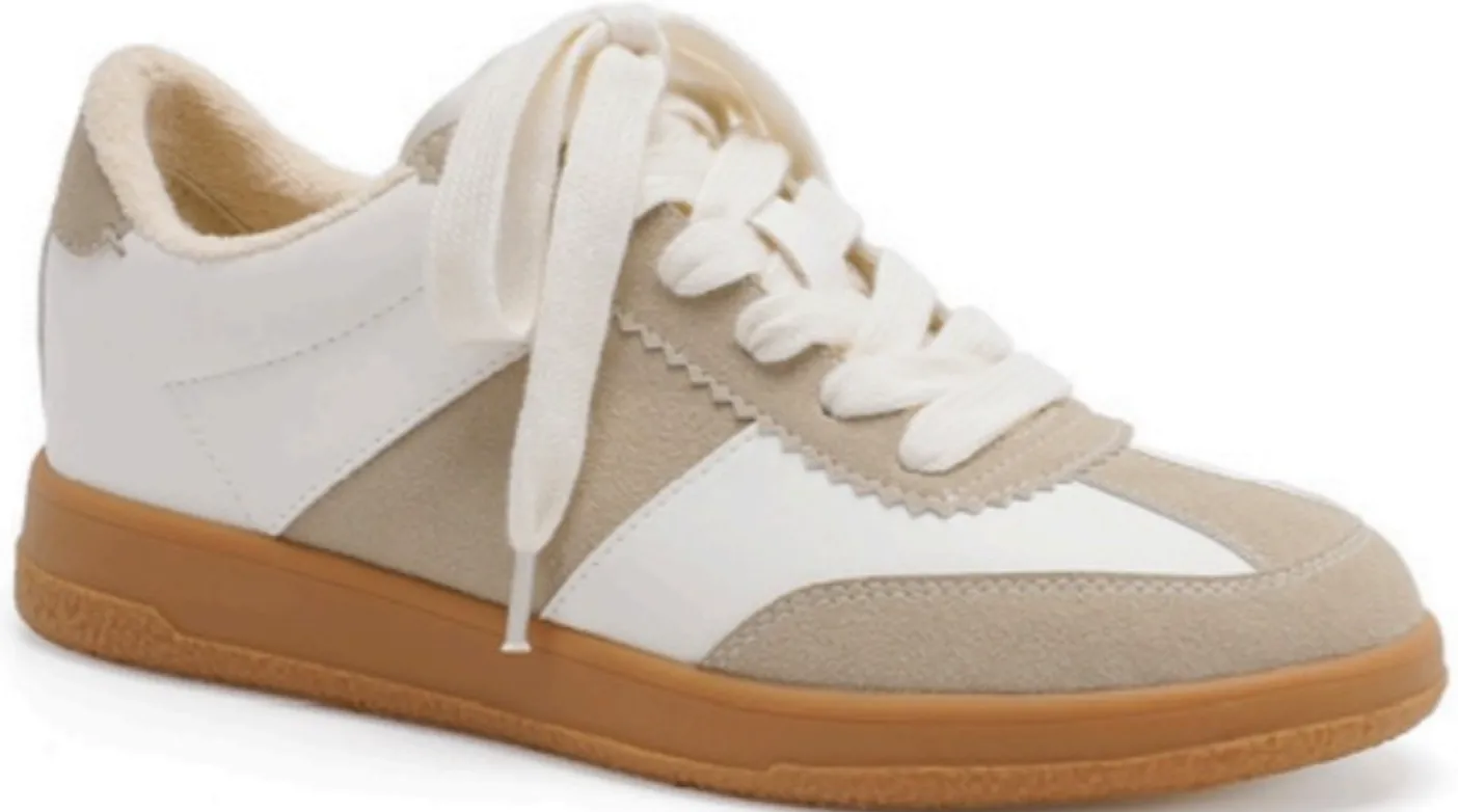 Selena - Beige Flat Sneaker